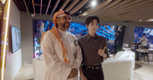 排面！EWC中国推广大使王俊凯更博分享参观利雅得场馆视频：与全球电竞人共燃战场